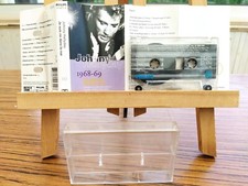 Audio cassette né d'occasion  Courville-sur-Eure