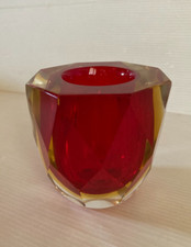 Vase rouge facettes d'occasion  La Tour-du-Pin