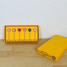 Panneaux signalisation dinky d'occasion Panneaux signalisation dinky d'occasion  Brunstatt