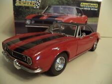 DETALHE EXATO DA PISTA CHEVROLET CAMARO SS 396 LTD ED.  1967 1/18th na caixa comprar usado  Enviando para Brazil