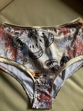 Tres belle culotte d'occasion  Mâcon