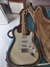 Fender stratocaster made usato  Montone