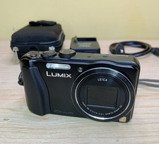 Fotocamera panasonic lumix usato  Polistena