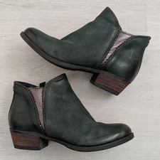 Moda pelle bottle for sale Moda pelle bottle for sale  LLANDRINDOD WELLS