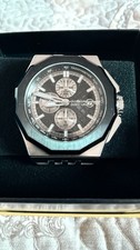 Montre invicta 47390 d'occasion Montre invicta 47390 d'occasion  Sainte-Geneviève-des-Bois