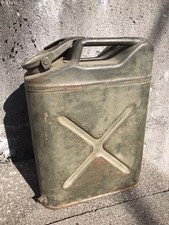 Jerrycan jerrican eau d'occasion  Vagney