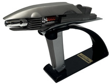 Star Trek Into Darkness Starfleet Phaser com suporte PLJ 0924-110966 réplica de hélice comprar usado  Enviando para Brazil