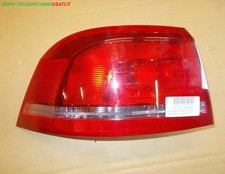 Fanale stop posteriore usato Fanale stop posteriore usato  Vajont