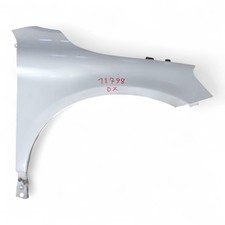 Parafango anteriore destro usato Parafango anteriore destro usato  Italia