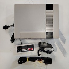 Console NES Nintendo Entertainment System Con Cavi E Controller PAL A comprar usado  Enviando para Brazil