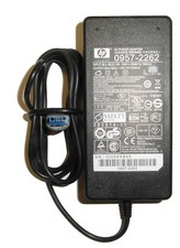 Alimentatore adapter 32v usato  Bergamo