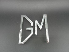 Usado, Conjunto de emblema de grade cromada GM vintage fabricante de equipamento original ADH 2475 2476 BS1004 acabamento clássico comprar usado  Enviando para Brazil
