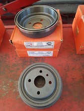 Tamburi freno posteriori usato  Rovigo