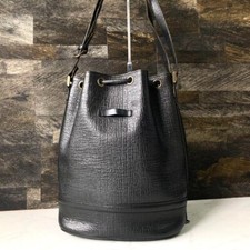 Bolsa de ombro Jean Paul Gaultier com cordão balde couro em preto usada bom estado comprar usado  Enviando para Brazil