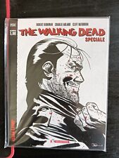 Fumetto the walking usato  Villar Focchiardo