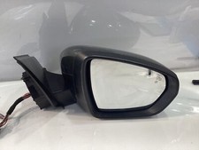 Specchietto retrovisore destro usato  Italia