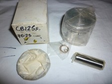 Honda piston set for sale  GRAYS