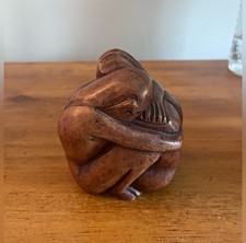 Escultura tallada en madera abstracta hombre y mujer abrazando amor de colección segunda mano  Embacar hacia Mexico