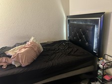 Black queen size for sale  Antioch