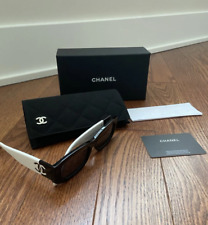 Chanel 5525 polarized d'occasion  Expédié en Belgium