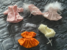 Vêtements petite poupée d'occasion  Saint-Germain-du-Bois