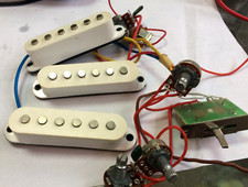 Captadores Fender Squier Affinity com controles e fiação SSS, Strat Stratocaster  comprar usado  Enviando para Brazil