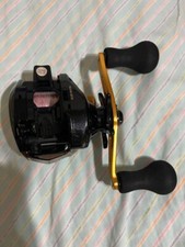 Moulinet shimano baitcasting d'occasion  Expédié en France