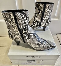 Stivaletti russell bromley usato  Spedire a Italy