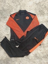 Ensemble survêtement nike d'occasion  Yzeure