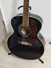 Epiphone 200 chitarra usato  Spedire a Italy