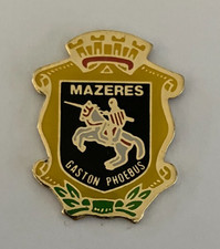 Pin blason armoiries d'occasion  Aizenay