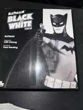 DC Direct - Batman: Preto e Branco - Cliff Chiang (Edição Limitada Estátua) 2011 comprar usado DC Direct - Batman: Preto e Branco - Cliff Chiang (Edição Limitada Estátua) 2011 comprar usado  Enviando para Brazil