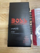 Amplificador de potência Boss Audio Systems Riot R1002 preto 2 canais 200W, usado comprar usado  Enviando para Brazil