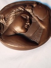 Medaglione bronzo firmato usato Medaglione bronzo firmato usato  Napoli