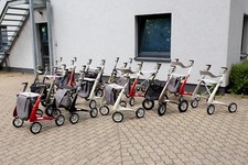 Deambulatore ultraleggero carb usato  Spedire a Italy