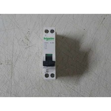 Schneider a9n17542 interruttor usato Schneider a9n17542 interruttor usato  Italia