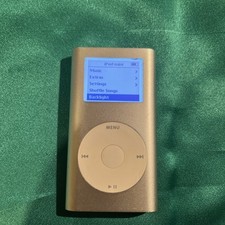 Ipod mini silver. for sale  FAVERSHAM