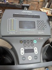 Console de bicicleta vertical Life Fitness CLSC peças usadas usadas comprar usado  Enviando para Brazil