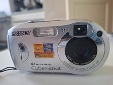 fotocamera sony compatta usato fotocamera sony compatta usato Torino