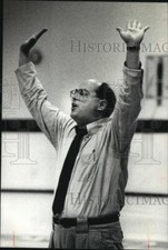 1989 Press Photo Stritch University- Coach Rich Panella - mjt11590, usado comprar usado  Enviando para Brazil