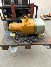 Ton chain hoist for sale  Bismarck