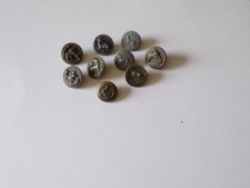 Petits boutons anciens d'occasion  France