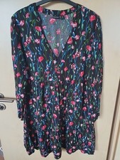 Tolles kleid schönes gebraucht kaufen  St.Johann, Gau-Weinheim, Wallertheim