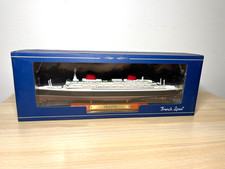 Maquette neuve socle d'occasion Maquette neuve socle d'occasion  Saint-Etienne