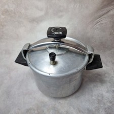 Cocotte minute seb d'occasion  Méry-sur-Seine