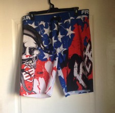 Short freegun boardshort d'occasion Short freegun boardshort d'occasion  Longwy