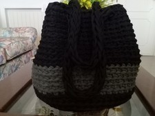 Borsa secchiello lavorata usato  Bianco