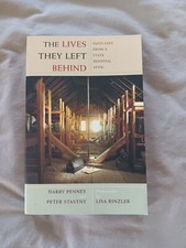 Lives They Left Behind : Suitcases from a State Hospital Attic by Darby... comprar usado  Enviando para Brazil