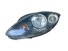 Faro anteriore sinistro usato  Italia