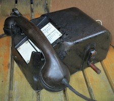 Antico telefono muro usato  Pasian di Prato